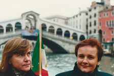 La Commissaria europea Laima Andrikiene in visita al Consolato di Venezia.