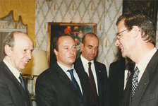 Il Ministro degli Esteri Lamberto Dini incontra il Console.